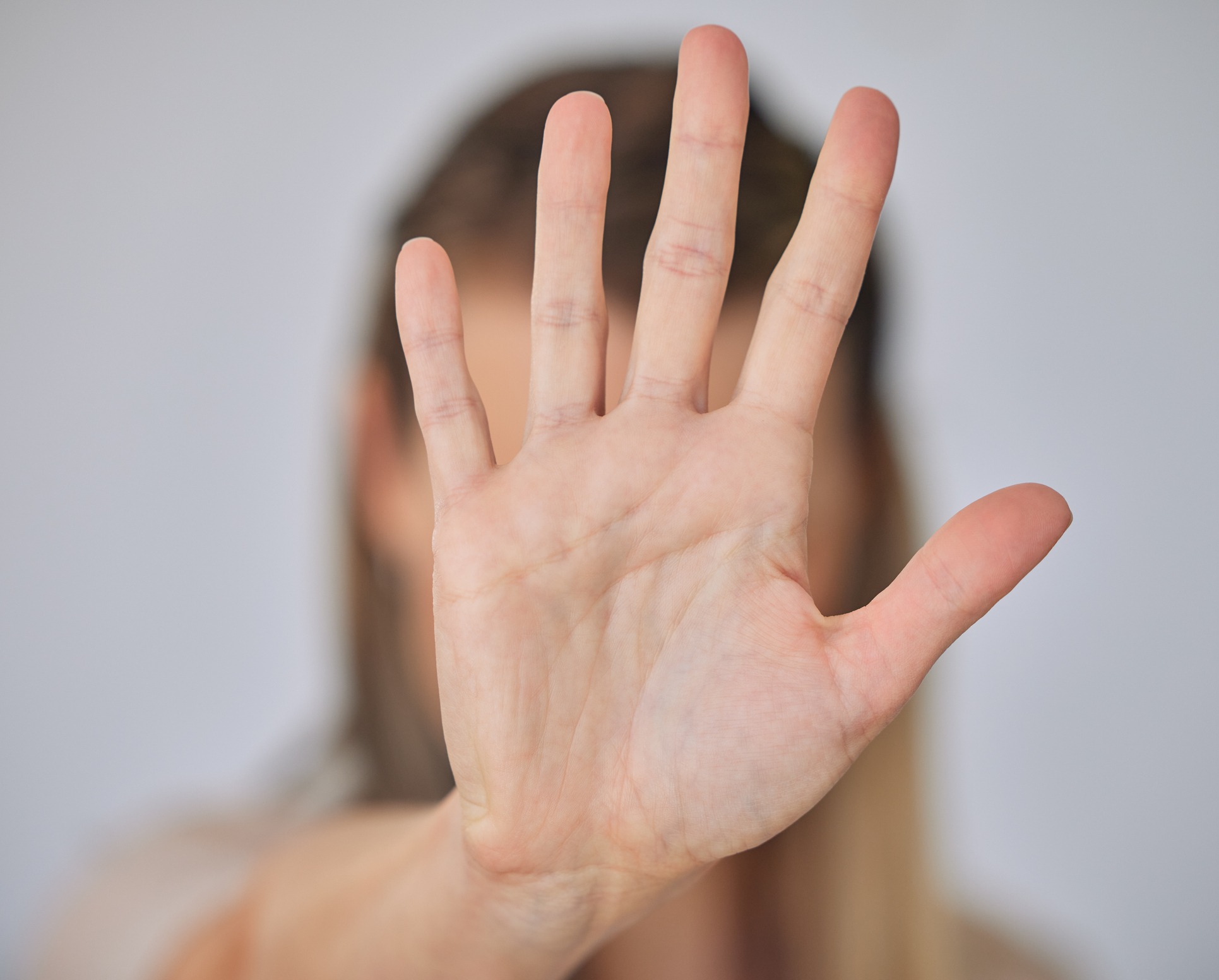 People connecting jigsaw pieces of mental health